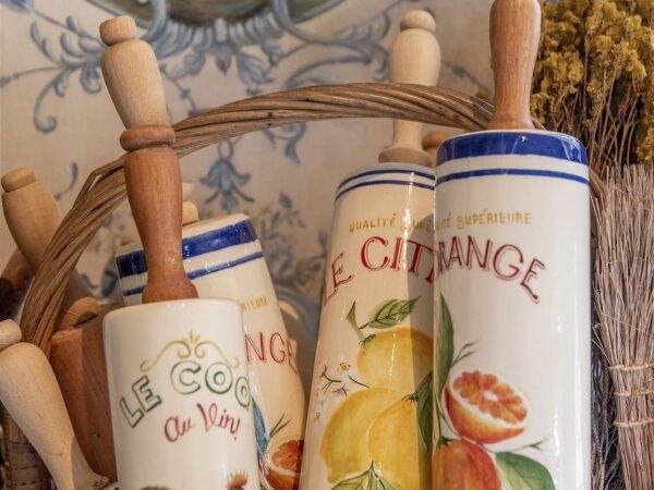 Praticidade e sofisticação: Como utilizar utensílios decorativos na cozinha